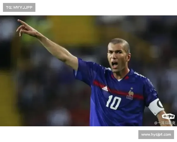 如何深入了解齐达内巅峰时期的足球技艺与战术魅力